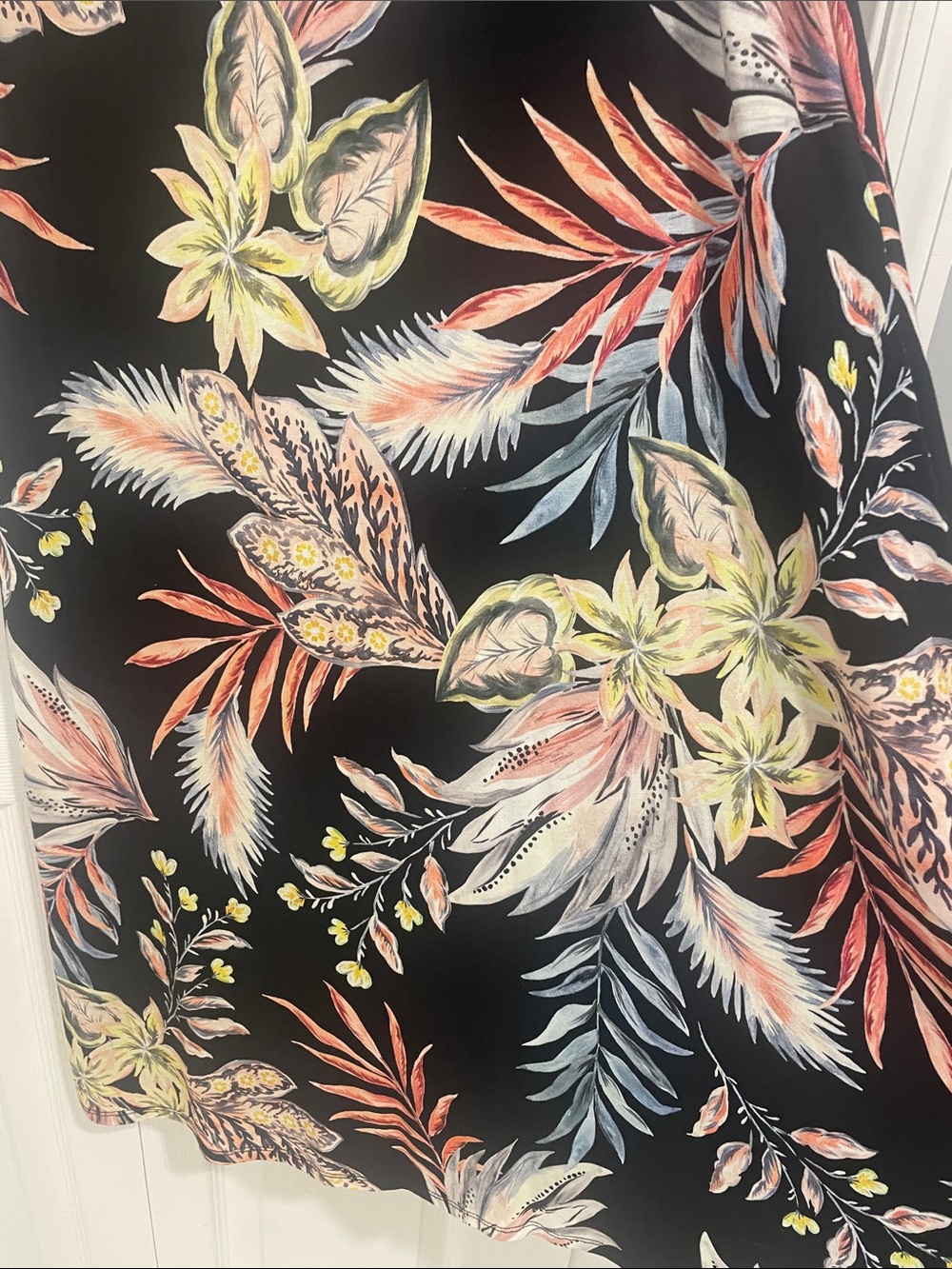 Karen Kane Black Knit Tropical Floral Sleeveless Shift Dress, size L - Picture 5 of 8